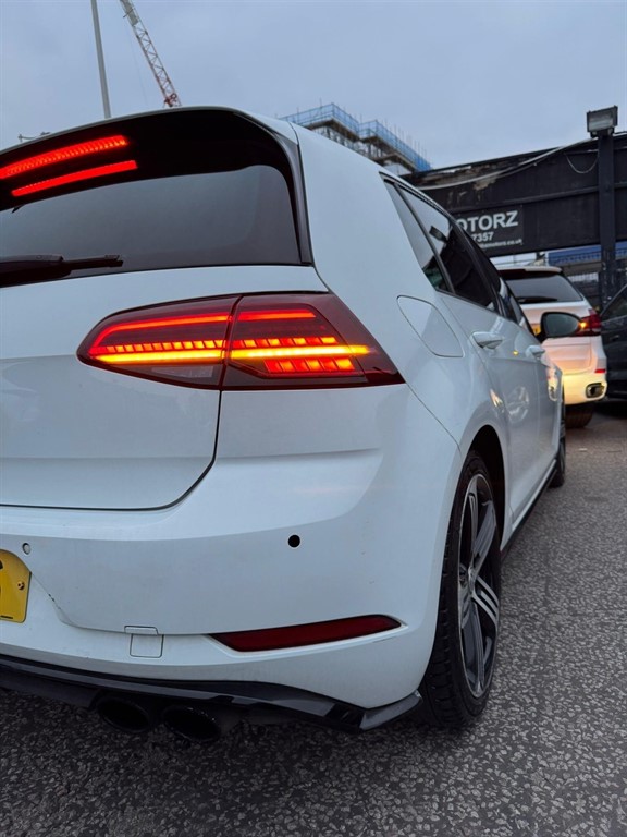 Used Volkswagen Golf 2017 for sale - 76112484: Photo 18