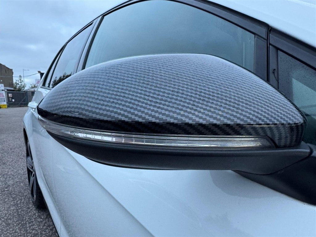 Used Volkswagen Golf 2017 for sale - 76112484: Photo 34