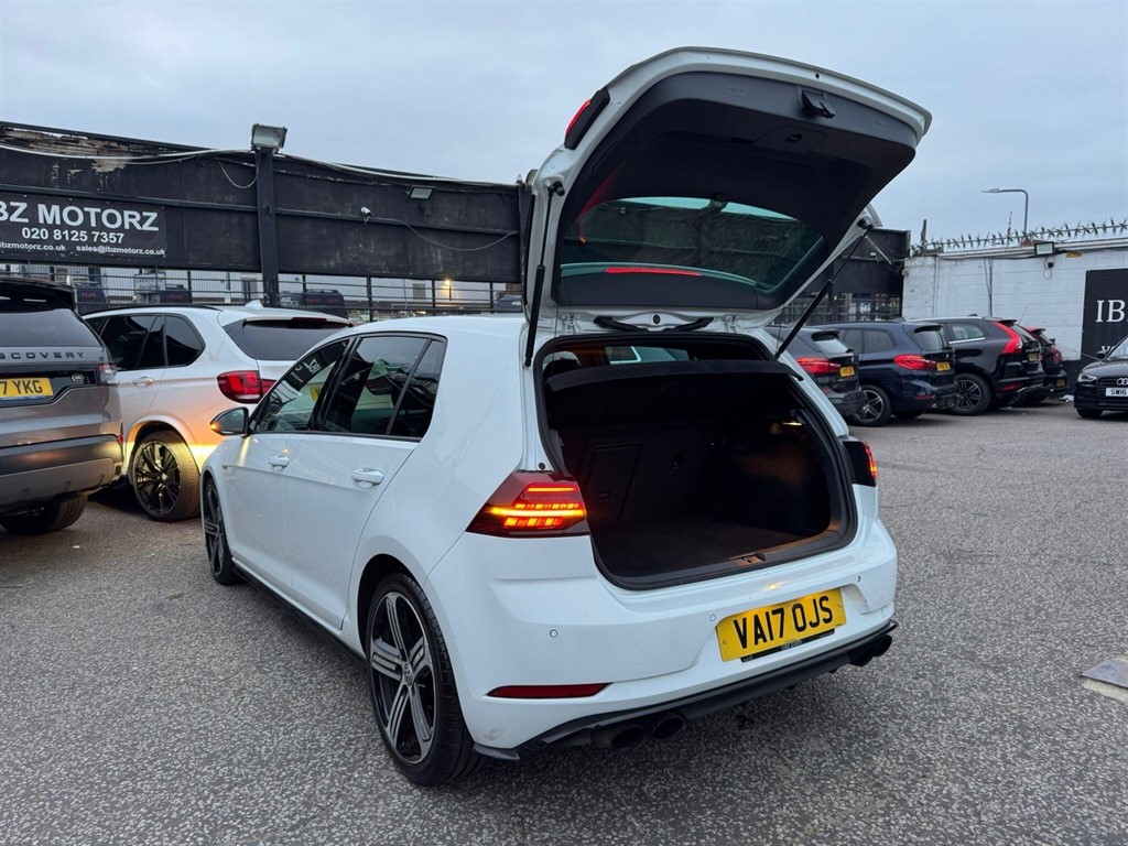 Used Volkswagen Golf 2017 for sale - 76112484: Photo 38