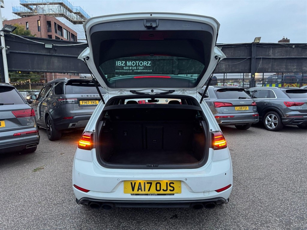 Used Volkswagen Golf 2017 for sale - 76112484: Photo 39