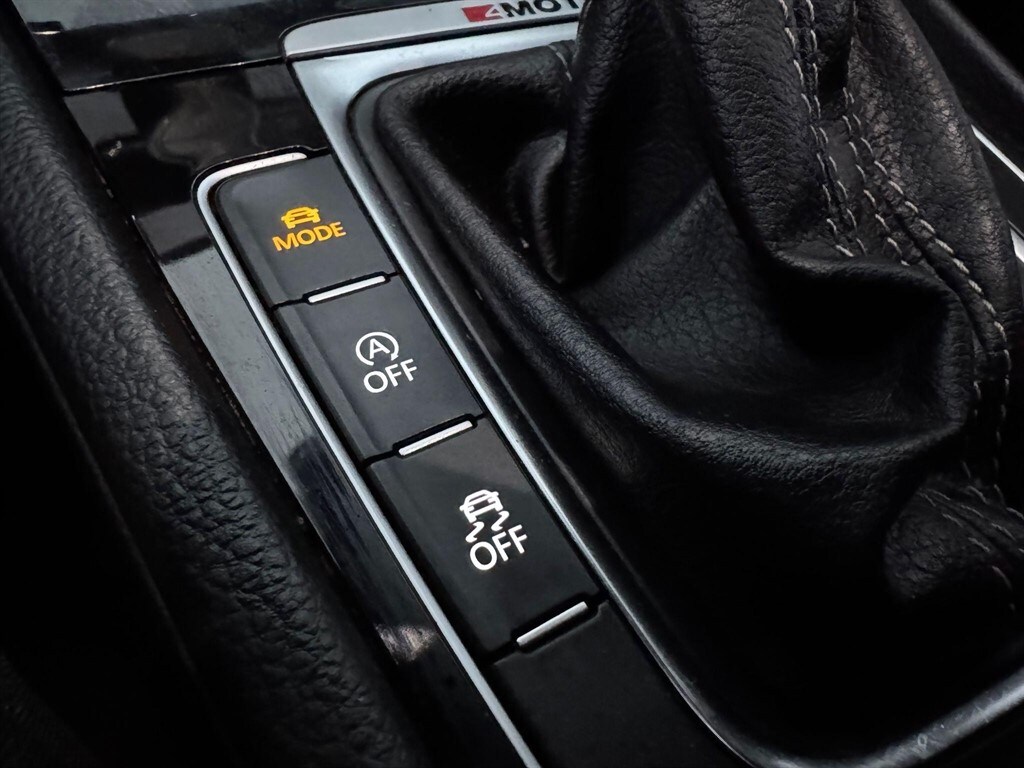 Used Volkswagen Golf 2017 for sale - 76112484: Photo 48