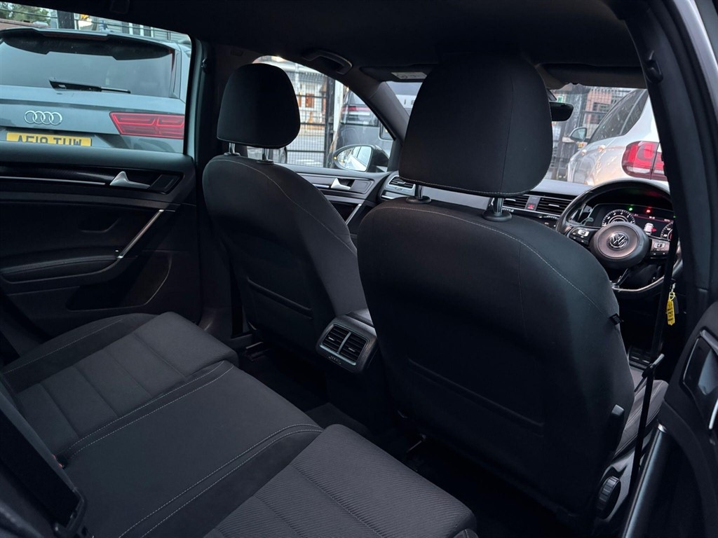 Used Volkswagen Golf 2017 for sale - 76112484: Photo 49