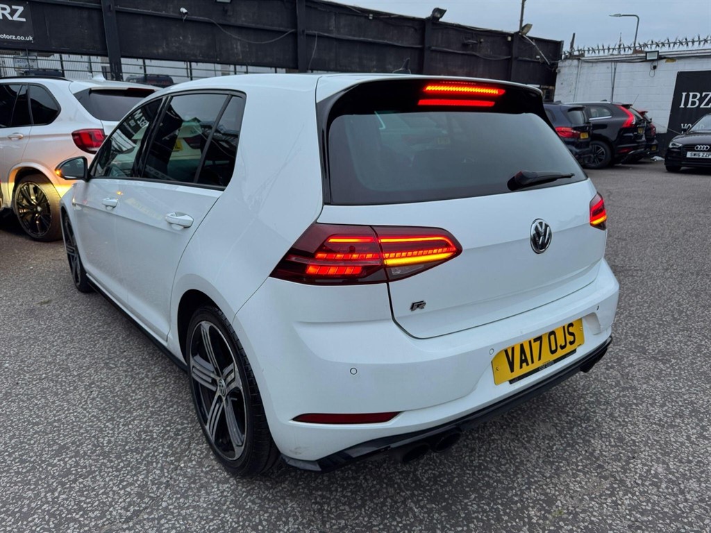 Used Volkswagen Golf 2017 for sale - 76112484: Photo 5