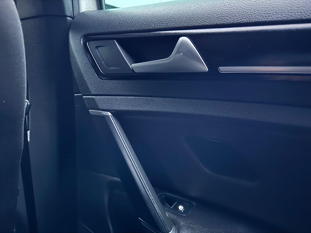 Used Volkswagen Golf 2017 for sale - 76112484: Photo 62