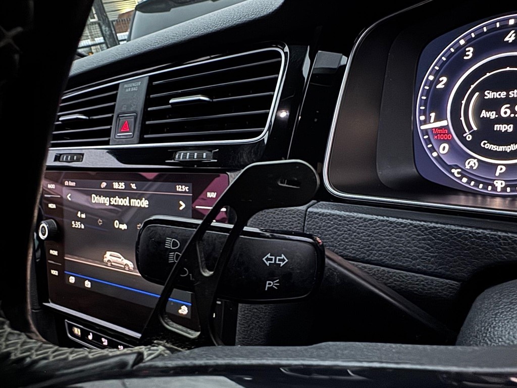 Used Volkswagen Golf 2017 for sale - 76112484: Photo 67