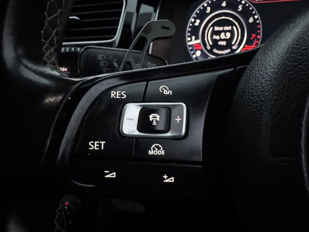 Used Volkswagen Golf 2017 for sale - 76112484: Photo 68