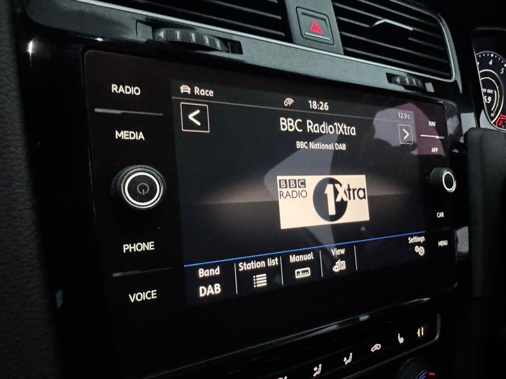 Used Volkswagen Golf 2017 for sale - 76112484: Photo 73