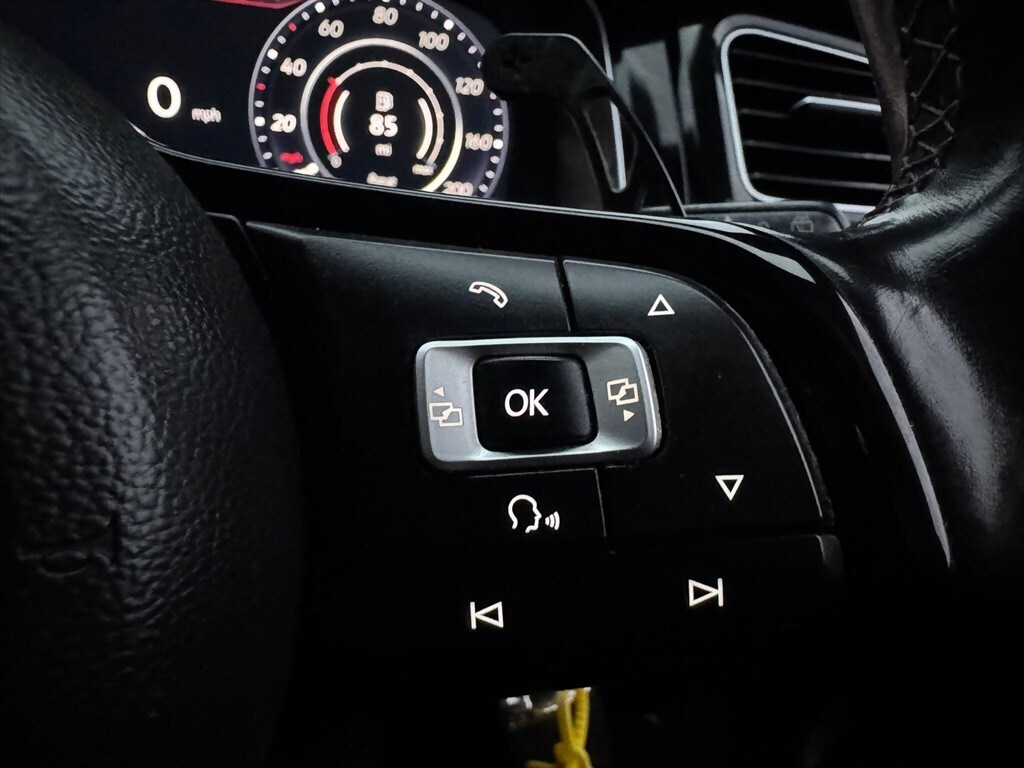 Used Volkswagen Golf 2017 for sale - 76112484: Photo 74