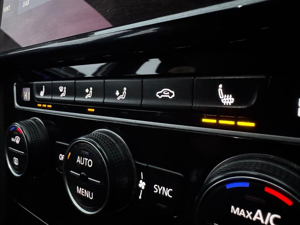 Used Volkswagen Golf 2017 for sale - 76112484: Photo 77