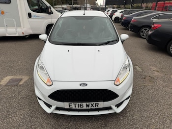 Used Ford Fiesta 2016 for sale - 78332150: Photo