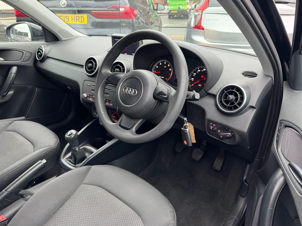 Used Audi A1 2013 for sale - 77147019: Photo 40