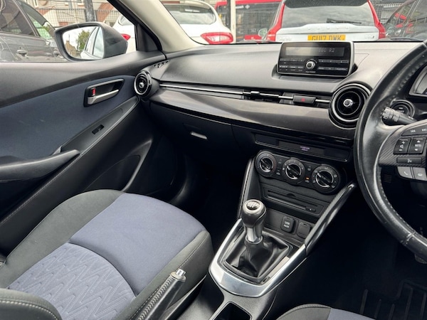 Used Mazda Mazda2 2017 for sale - 75567055: Photo 40