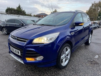 Used Ford Kuga 2015 for sale - 76312528: Photo