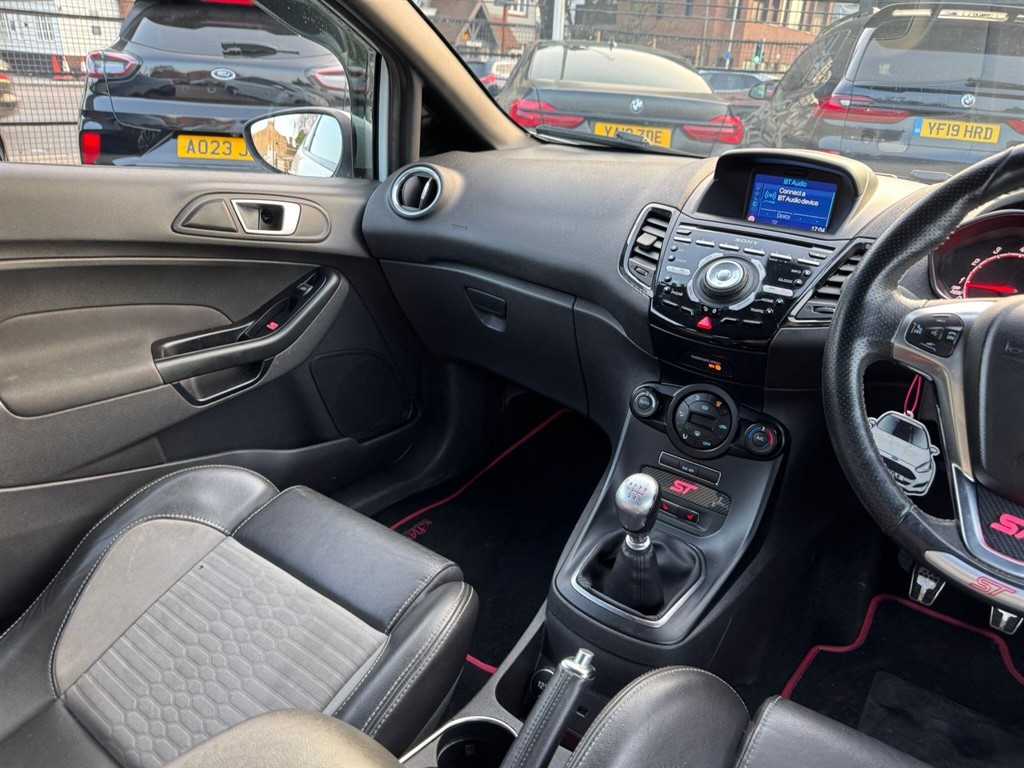 Used Ford Fiesta 2017 for sale - 77771516: Photo 40