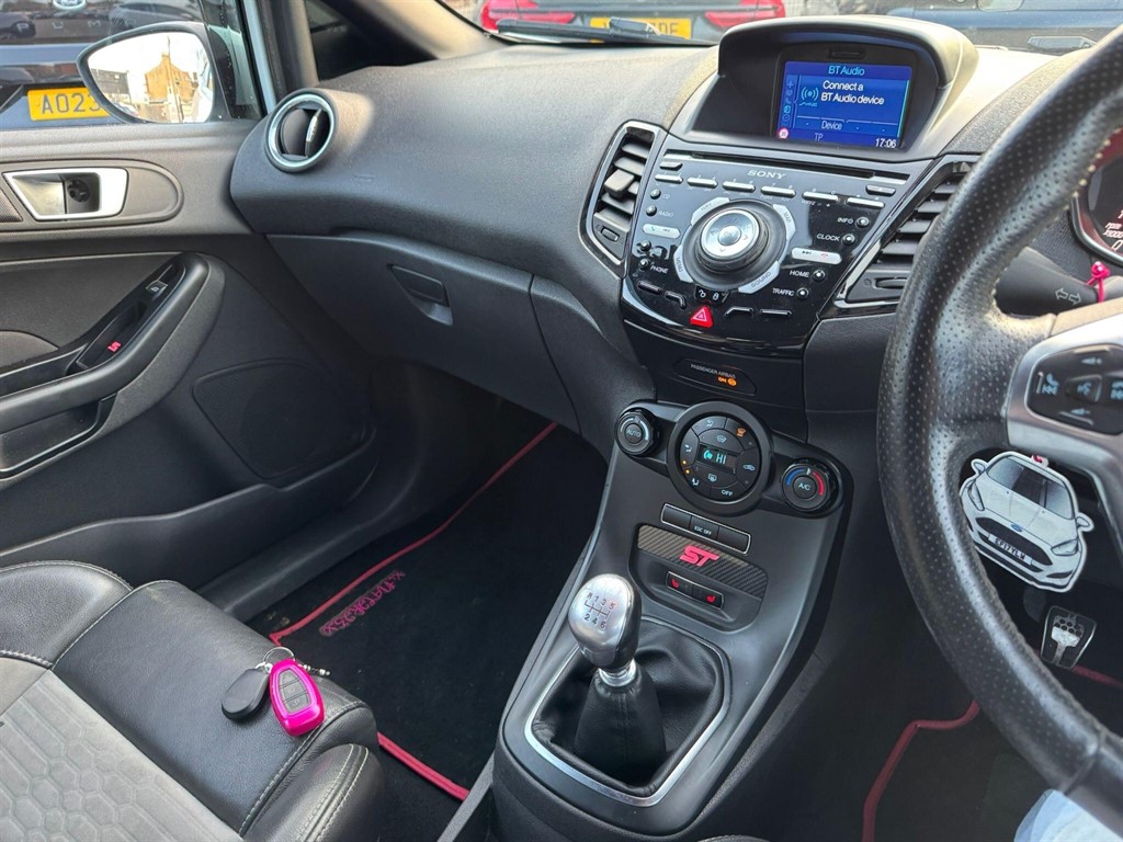 Used Ford Fiesta 2017 for sale - 77771516: Photo 42