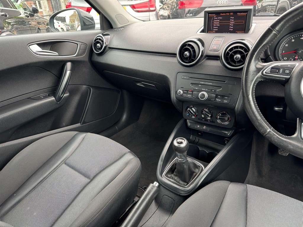 Used Audi A1 2010 for sale - 77274621: Photo 30