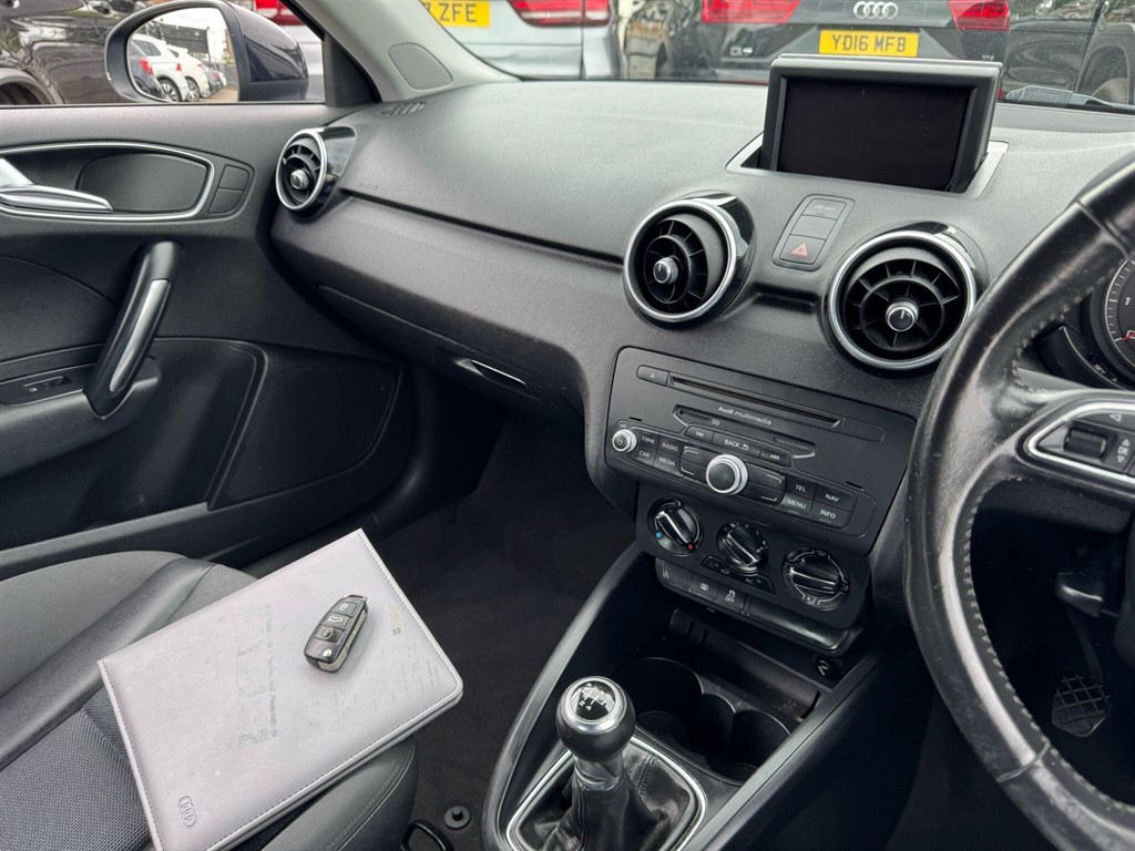 Used Audi A1 2010 for sale - 77274621: Photo 33