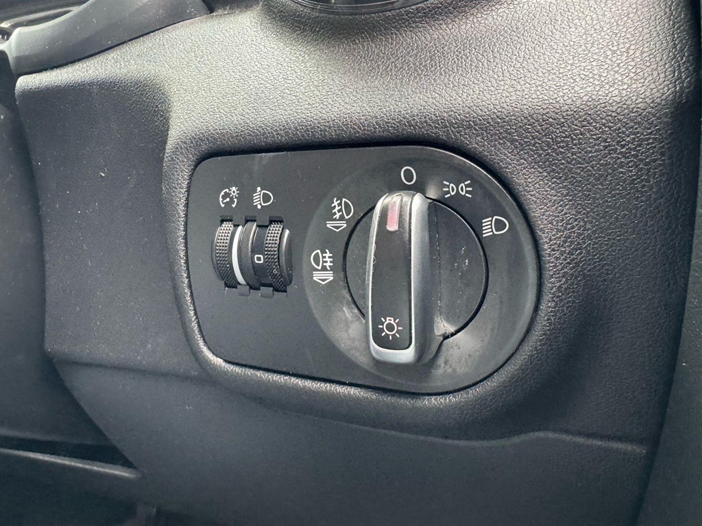 Used Audi A1 2010 for sale - 77274621: Photo 41