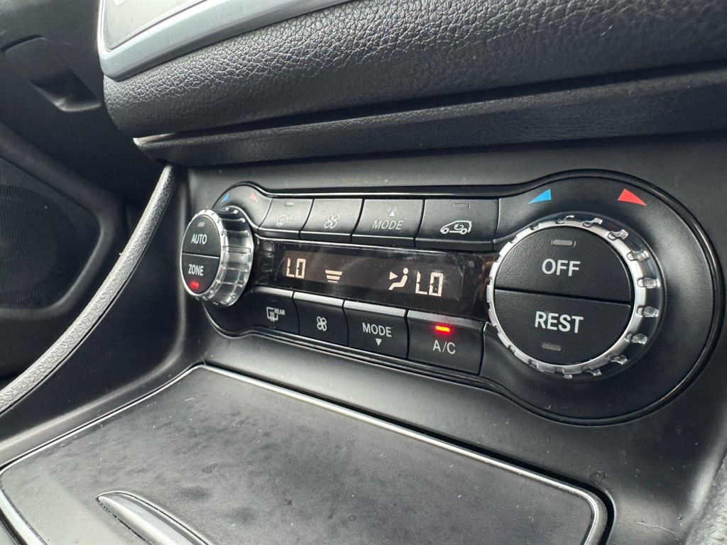 Used Mercedes-Benz GLC 2017 for sale - 76351100: Photo 68