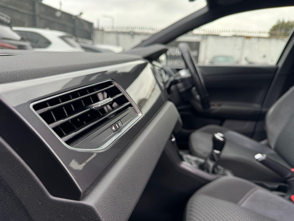 Used Volkswagen Polo 2018 for sale - 77804134: Photo 42