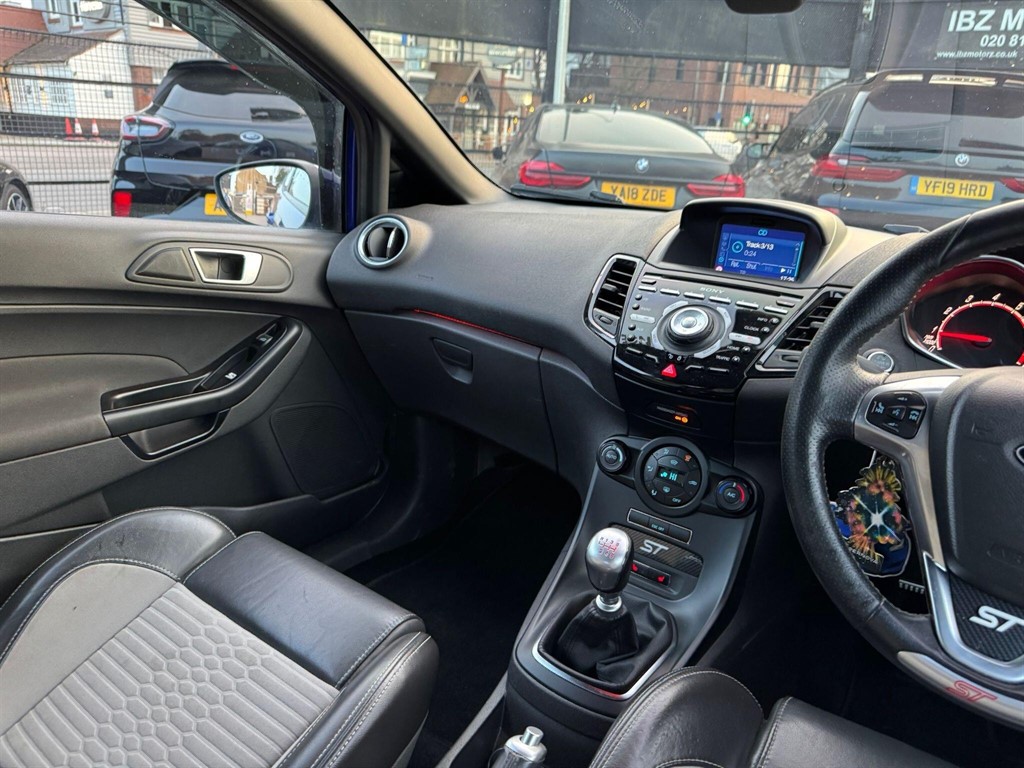 Used Ford Fiesta 2016 for sale - 77771489: Photo 40