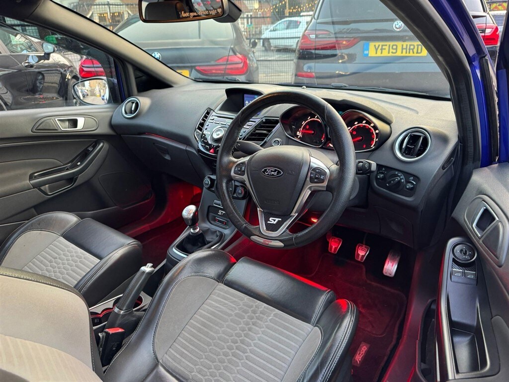 Used Ford Fiesta 2016 for sale - 77771489: Photo 42