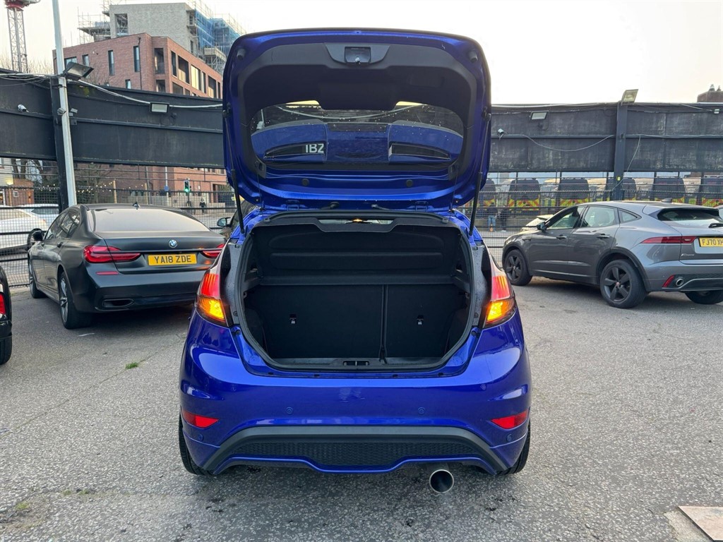 Used Ford Fiesta 2016 for sale - 77771489: Photo 65