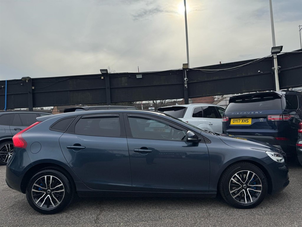 Used Volvo V40 2018 for sale - 77047915: Photo 23