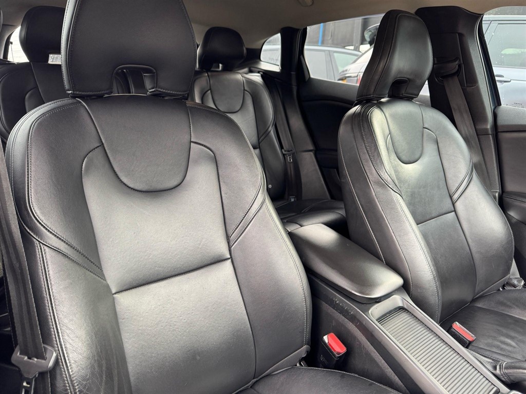 Used Volvo V40 2018 for sale - 77047915: Photo 39