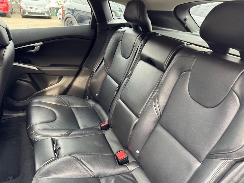 Used Volvo V40 2018 for sale - 77047915: Photo 45