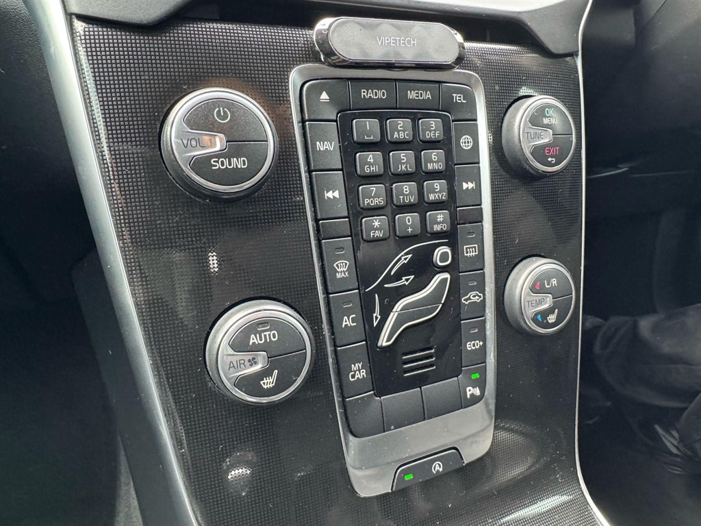 Used Volvo V40 2018 for sale - 77047915: Photo 47