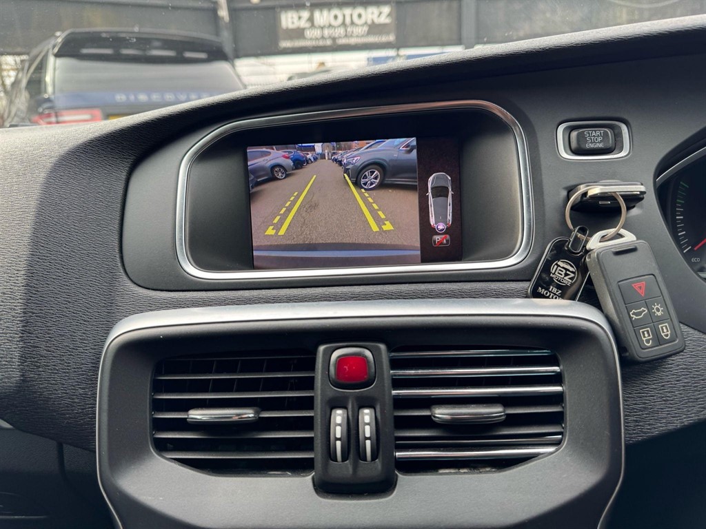 Used Volvo V40 2018 for sale - 77047915: Photo 57