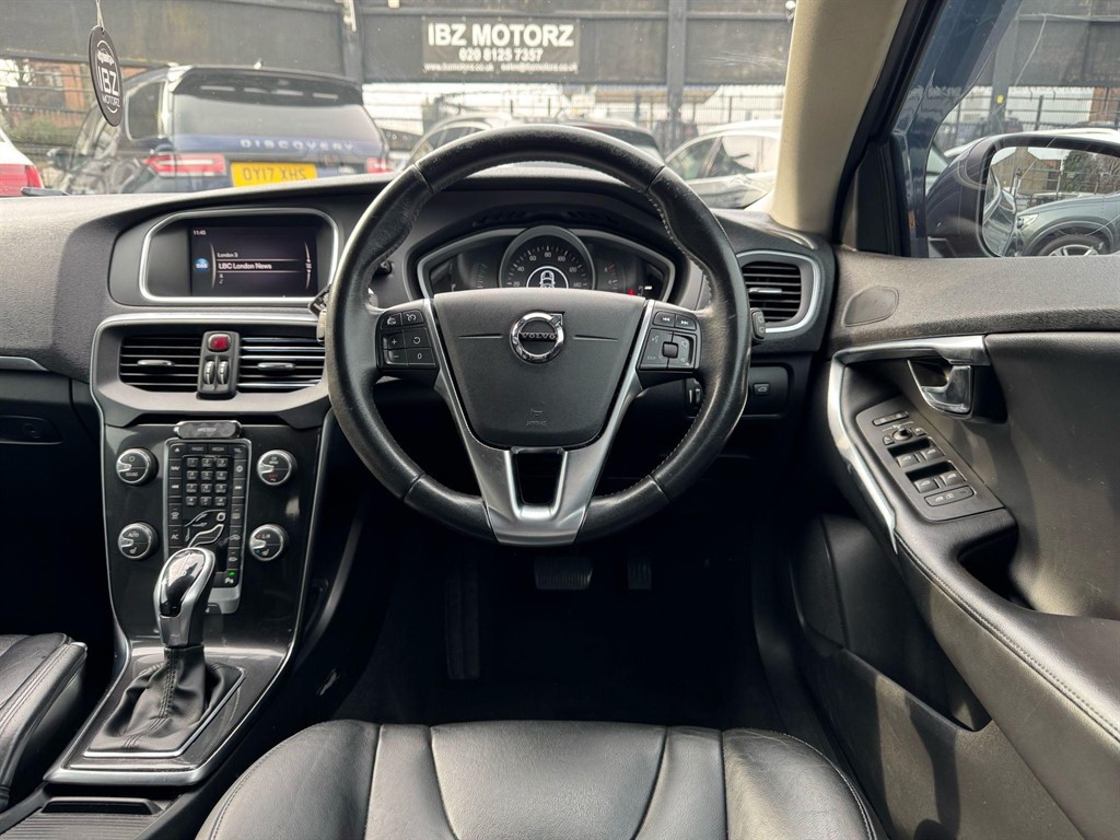 Used Volvo V40 2018 for sale - 77047915: Photo 67
