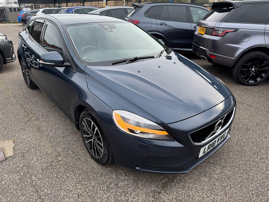 Used Volvo V40 2018 for sale - 77047915: Photo 7