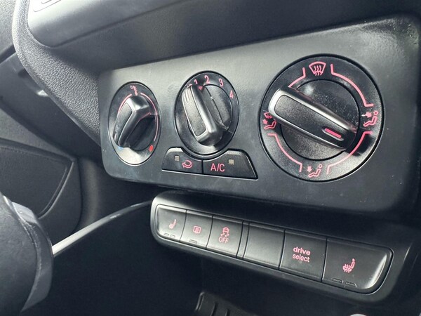 Used Audi A1 2015 for sale - 75567029: Photo 36