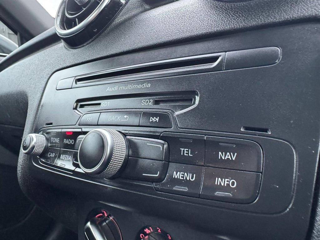 Used Audi A1 2011 for sale - 77420669: Photo 44