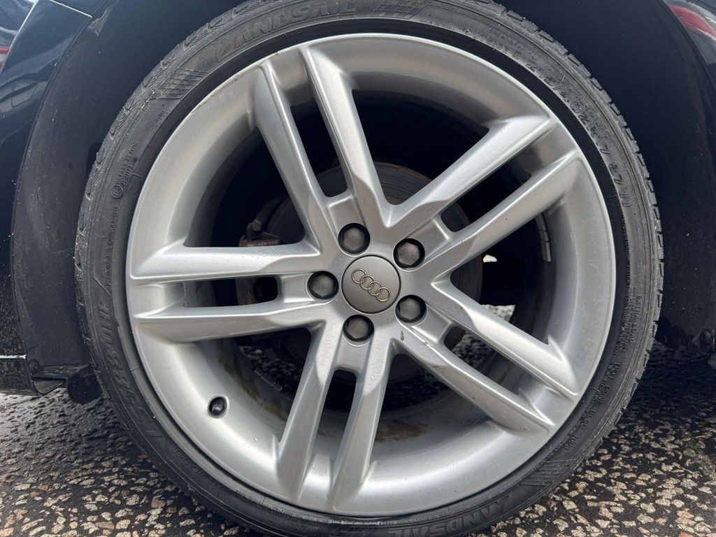 Used Audi A1 2011 for sale - 77420669: Photo 65