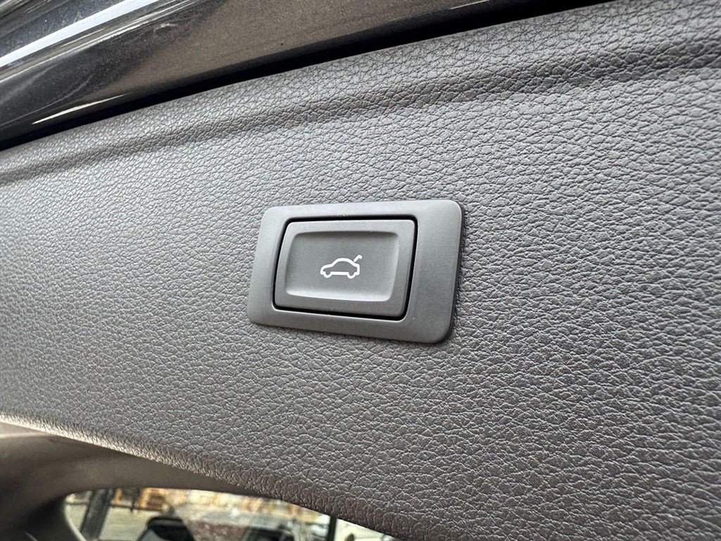 Vehicle 39