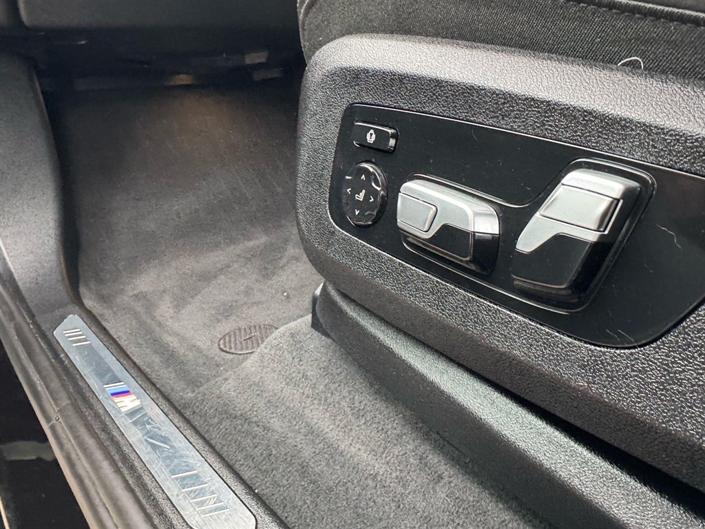 Vehicle 83