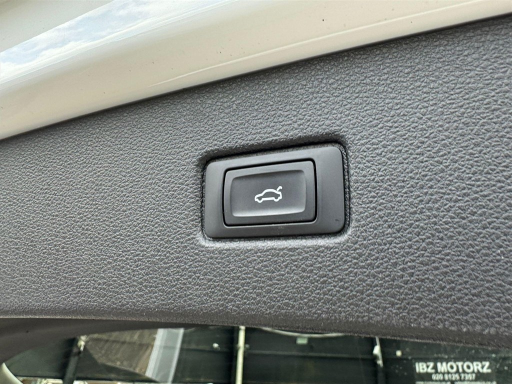 Used Audi Q7 2016 for sale - 77995397: Photo 64