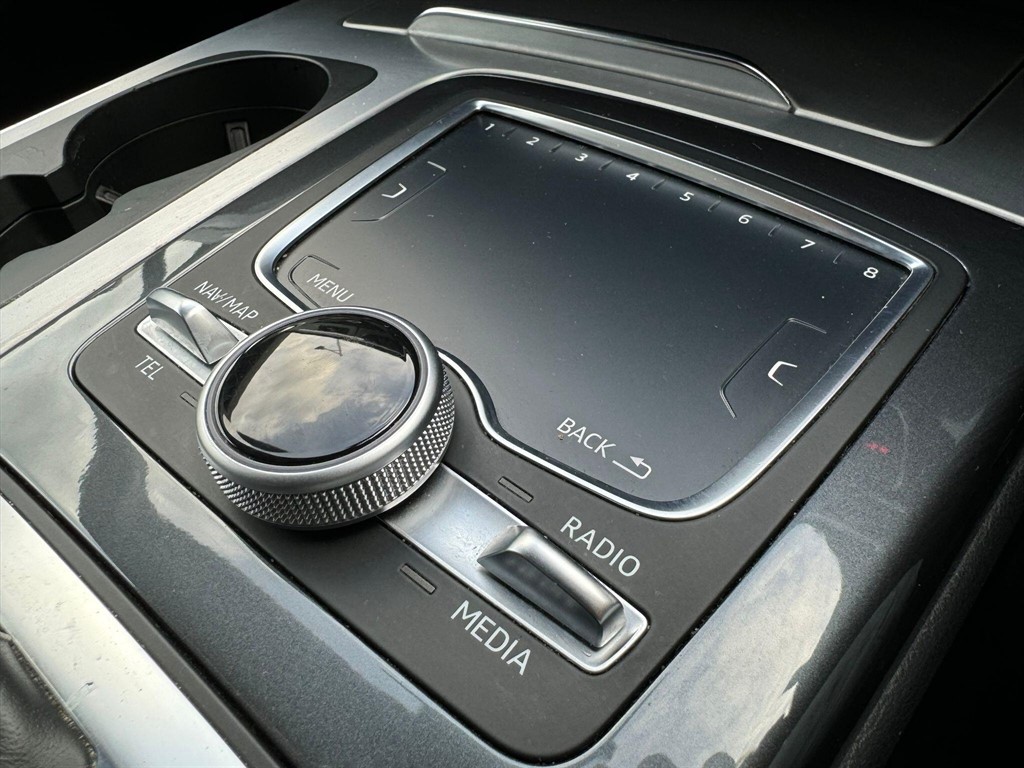 Used Audi Q7 2016 for sale - 77995397: Photo 94