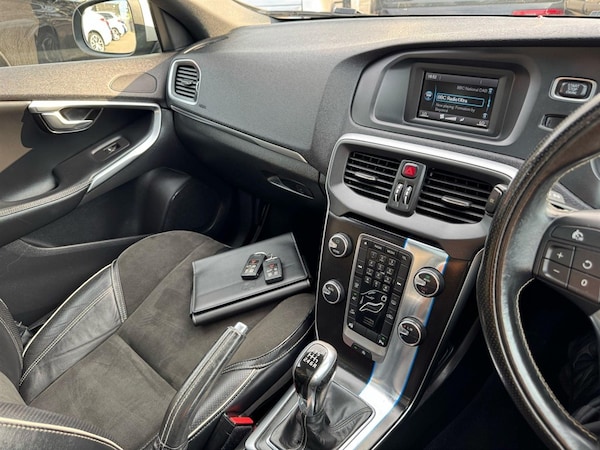 Used Volvo V40 2015 for sale - 75797111: Photo 45