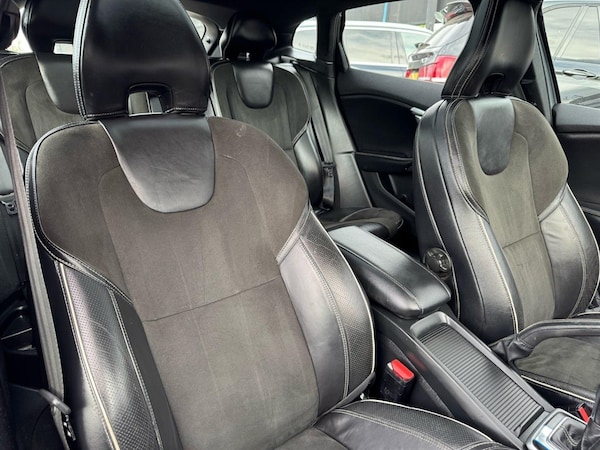 Used Volvo V40 2015 for sale - 75797111: Photo 52