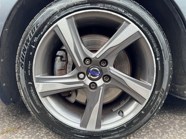 Used Volvo V40 2015 for sale - 75797111: Photo 54