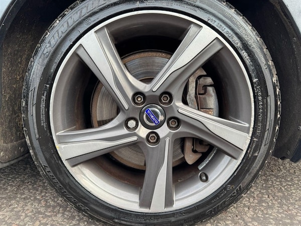 Used Volvo V40 2015 for sale - 75797111: Photo 55