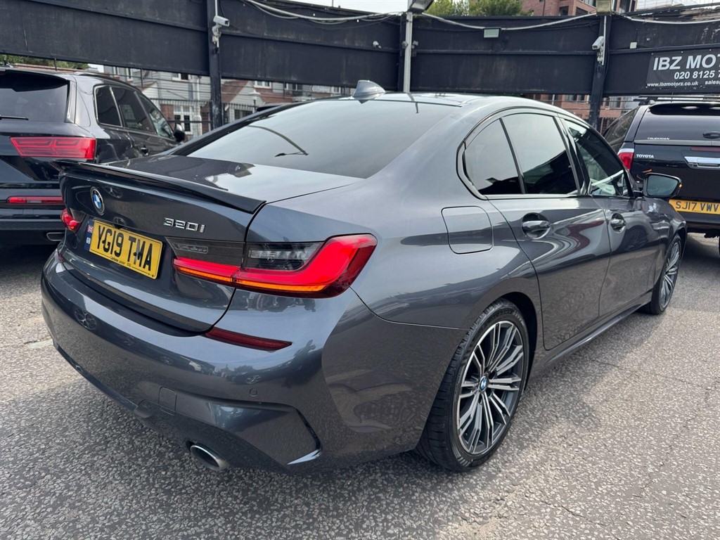Used BMW 3 Series 2019 for sale - 76351093: Photo 11