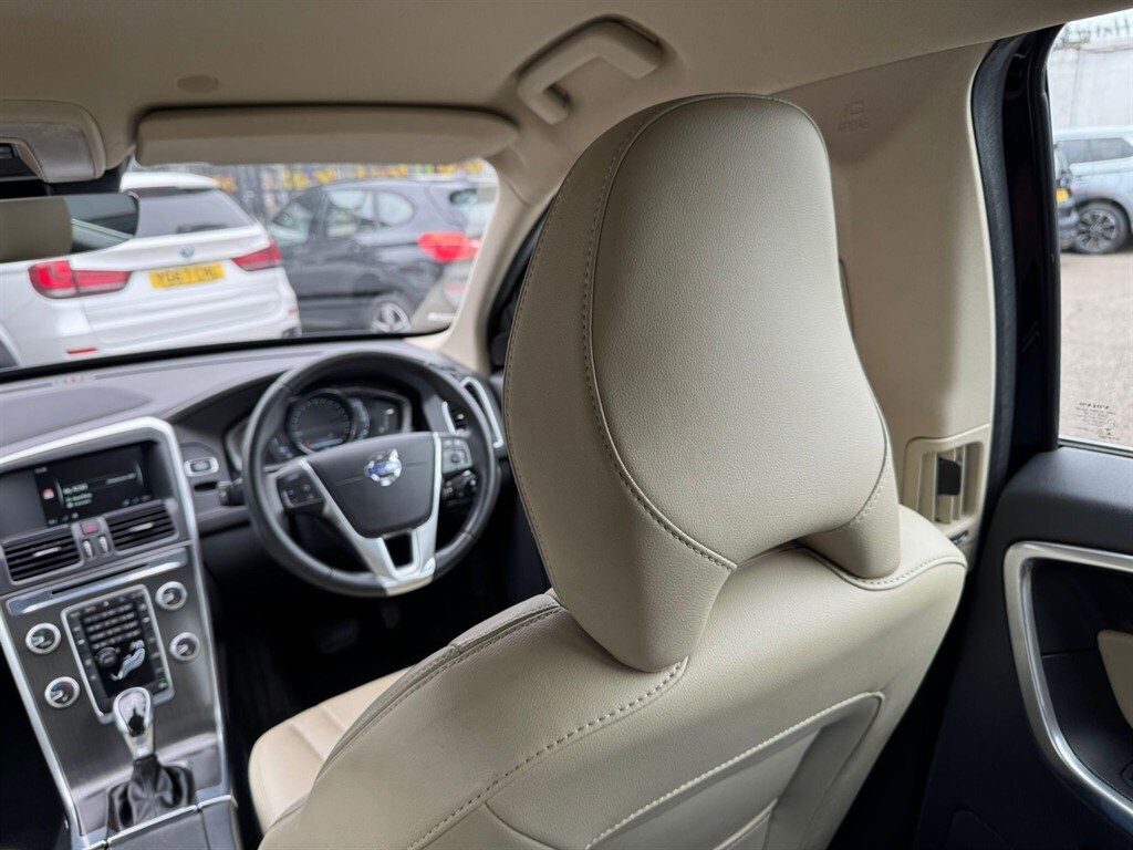 Used Volvo XC60 2015 for sale - 75972636: Photo 13