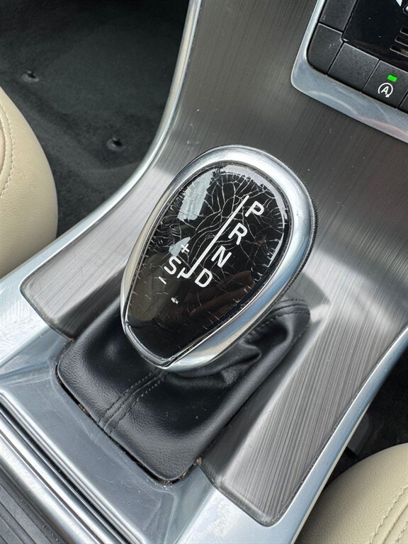 Used Volvo XC60 2015 for sale - 75972636: Photo 21