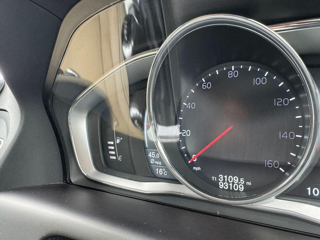 Used Volvo XC60 2015 for sale - 75972636: Photo 22