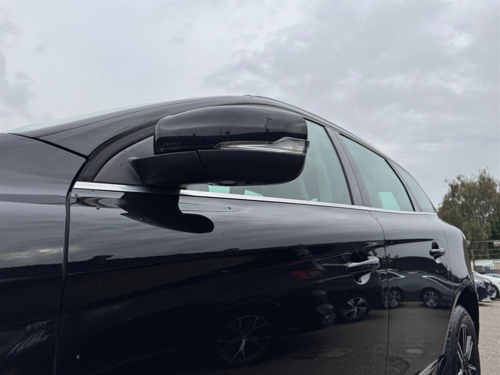 Used Volvo XC60 2015 for sale - 75972636: Photo 23